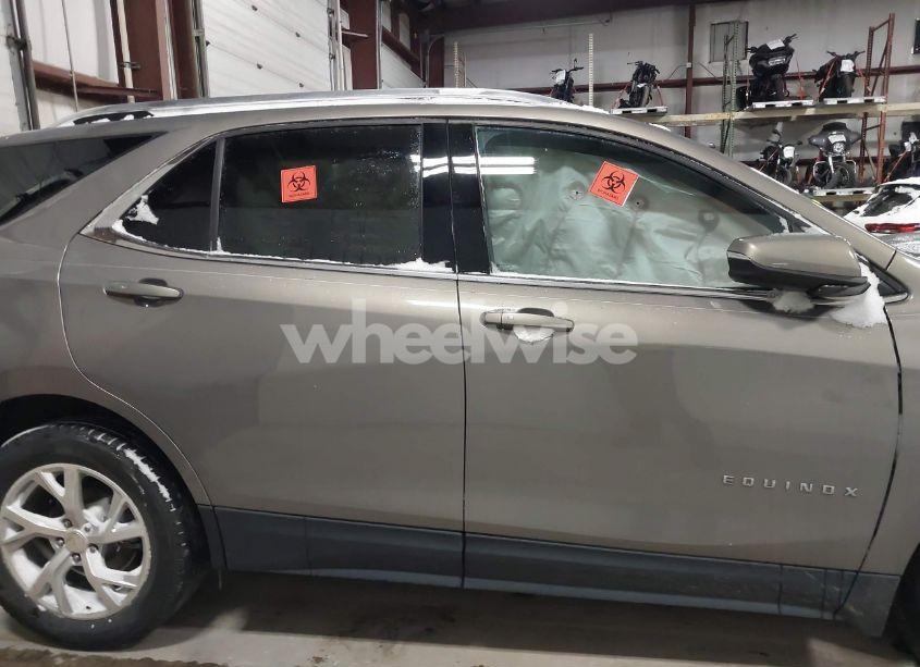 Photo 13 of 2019 Chevrolet Equinox LT (VIN 3GNAXLEX0KS563477)