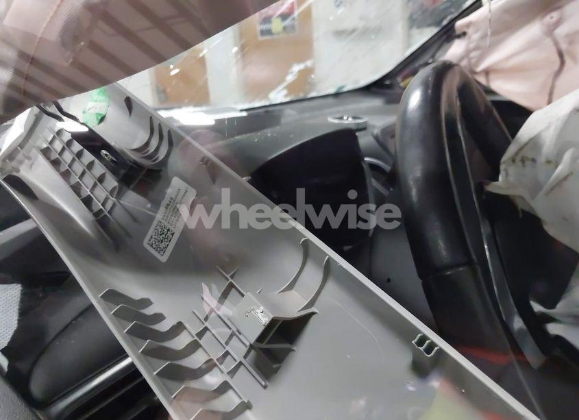 Photo 7 of 2019 Chevrolet Equinox LT (VIN 3GNAXLEX0KS563477)