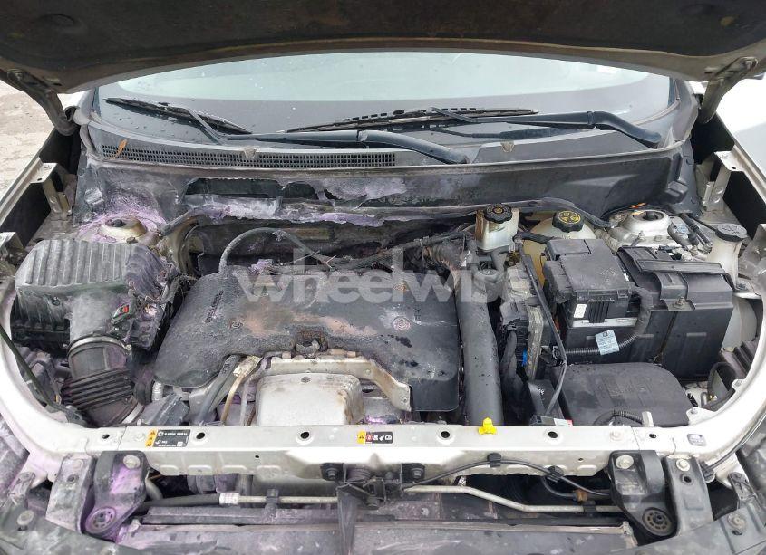 Photo 6 of 2019 Chevrolet Equinox LT (VIN 3GNAXLEX1KS632306)