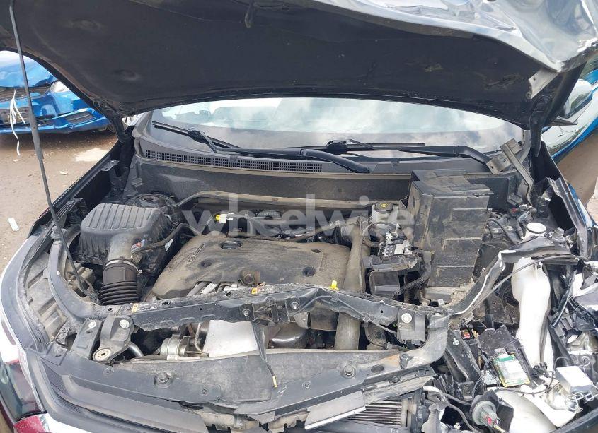 Photo 10 of 2020 Chevrolet Equinox FWD LT 2.0L TURBO (VIN 3GNAXLEX3LL152327)