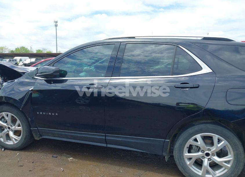 Photo 15 of 2020 Chevrolet Equinox FWD LT 2.0L TURBO (VIN 3GNAXLEX3LL152327)