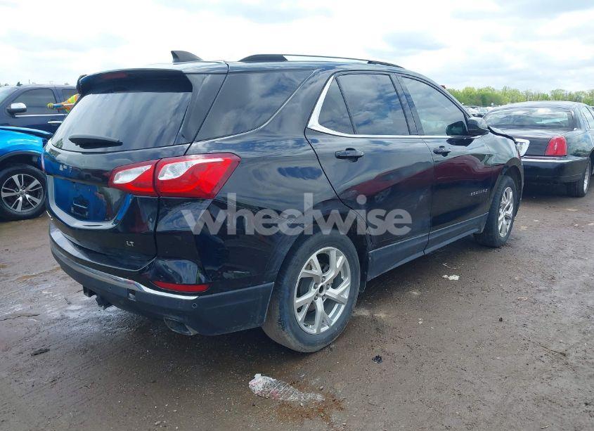 Photo 4 of 2020 Chevrolet Equinox FWD LT 2.0L TURBO (VIN 3GNAXLEX3LL152327)