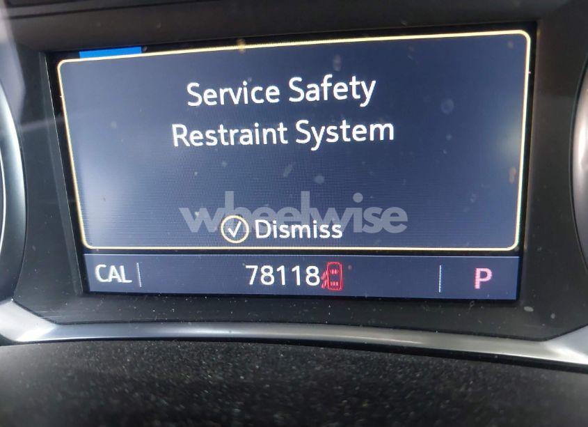 Photo 15 of 2019 Chevrolet Equinox LT (VIN 3GNAXLEX4KL125510)