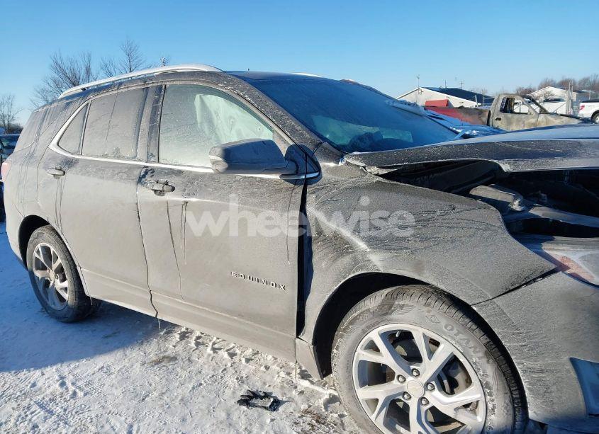Photo 13 of 2019 Chevrolet Equinox LT (VIN 3GNAXLEX4KL253147)