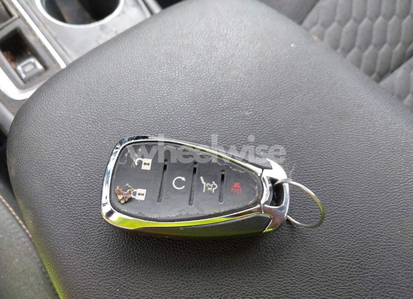 Photo 11 of 2019 Chevrolet Equinox LT (VIN 3GNAXLEX4KS574899)