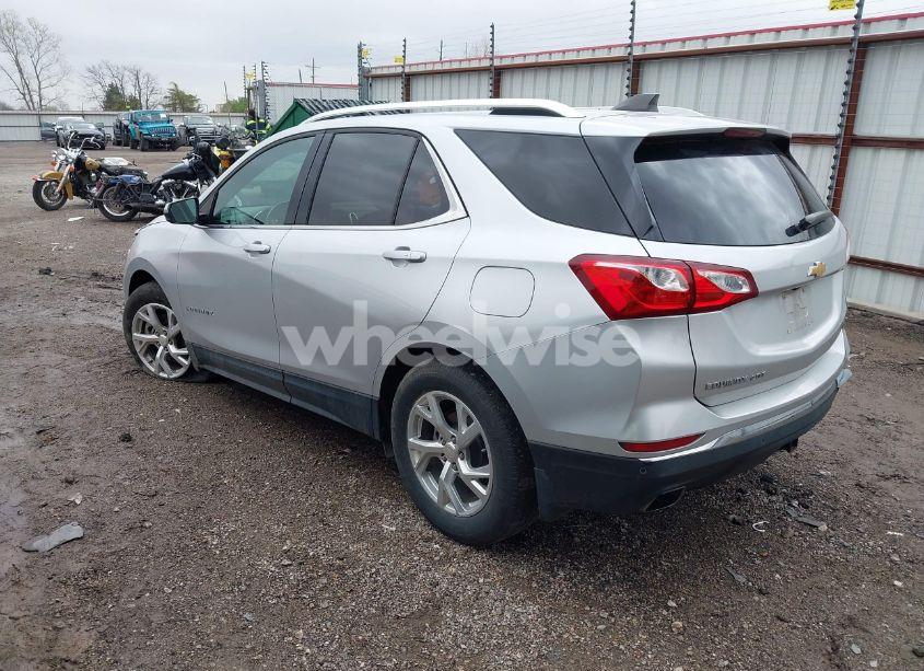 Photo 3 of 2019 Chevrolet Equinox LT (VIN 3GNAXLEX4KS574899)