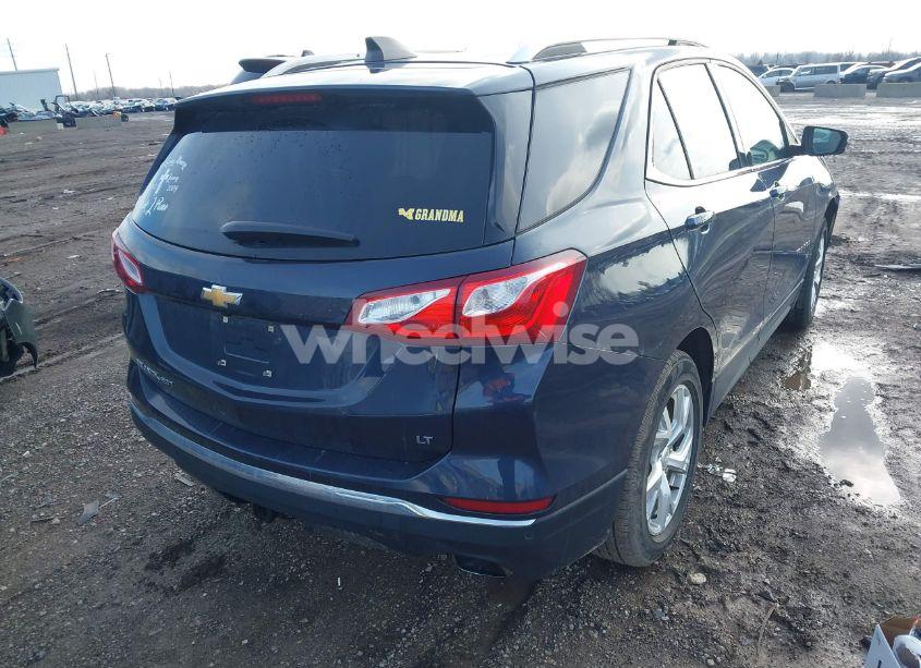 Photo 4 of 2019 Chevrolet Equinox LT (VIN 3GNAXLEX6KS548286)