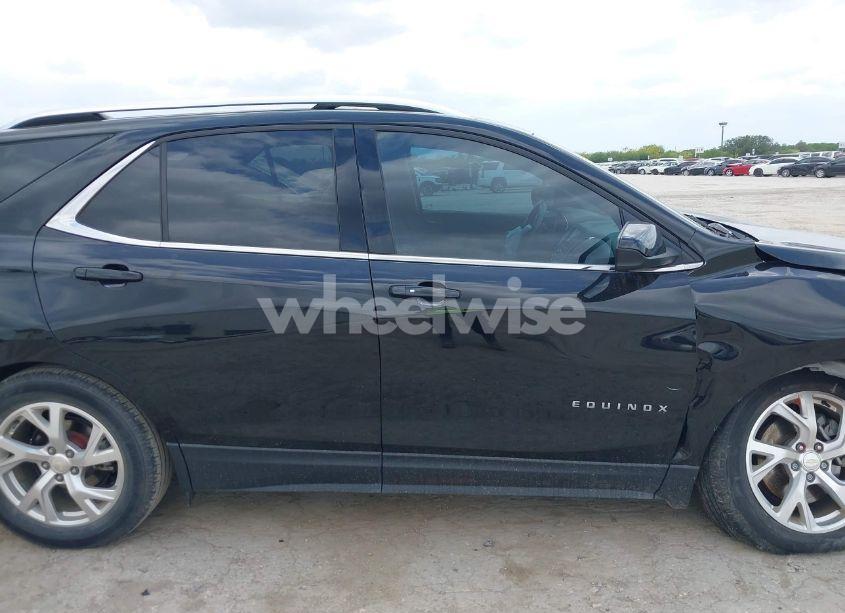 Photo 13 of 2020 Chevrolet Equinox FWD LT 2.0L TURBO (VIN 3GNAXLEX6LL315262)