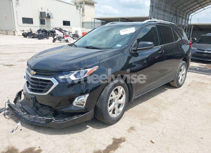 Photo 2 of 2020 Chevrolet Equinox FWD LT 2.0L TURBO (VIN 3GNAXLEX6LL315262)