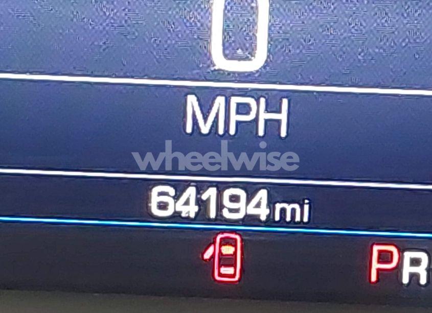 Photo 15 of 2019 Chevrolet Equinox LT (VIN 3GNAXLEX8KL278861)