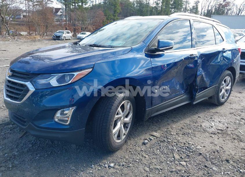 Photo 2 of 2019 Chevrolet Equinox LT (VIN 3GNAXLEX8KL295594)