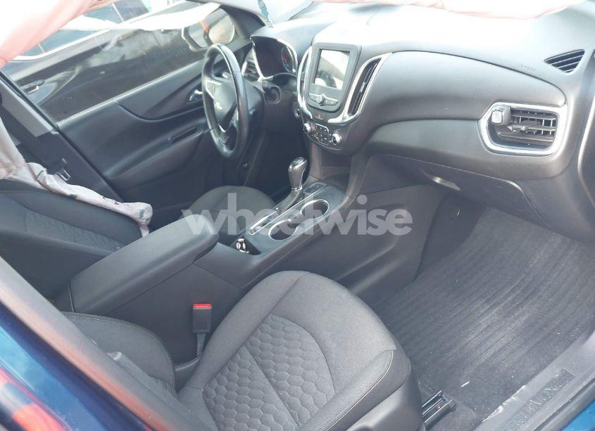 Photo 5 of 2019 Chevrolet Equinox LT (VIN 3GNAXLEX8KL295594)