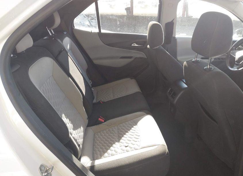 Photo 8 of 2019 Chevrolet Equinox LT (VIN 3GNAXLEX8KS505990)