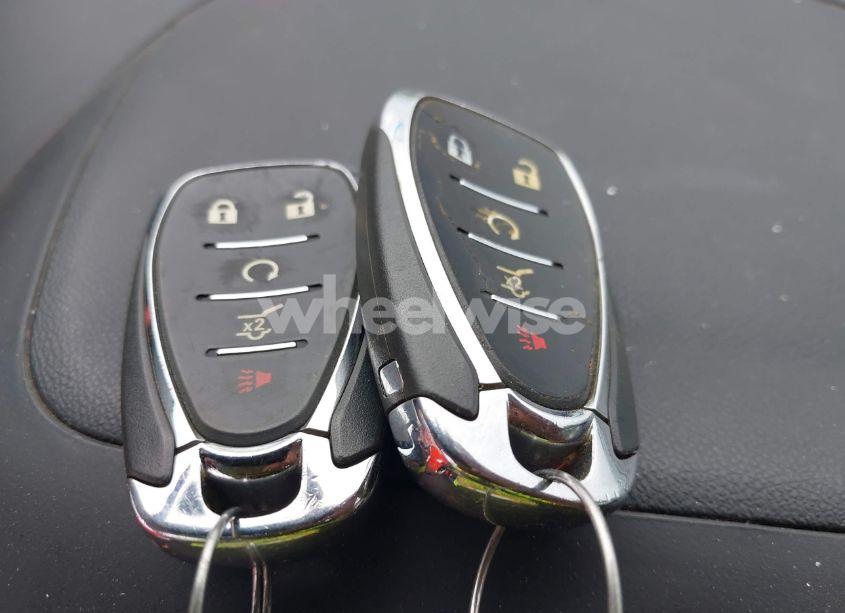 Photo 11 of 2019 Chevrolet Equinox LT (VIN 3GNAXLEX8KS527276)