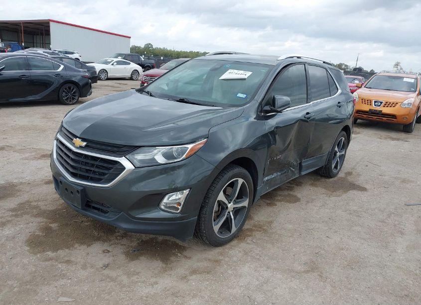 Photo 2 of 2020 Chevrolet Equinox FWD LT 2.0L TURBO (VIN 3GNAXLEX8LS596616)