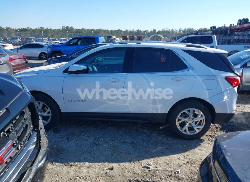 Photo 14 of 2019 Chevrolet Equinox LT (VIN 3GNAXLEX9KS532728)