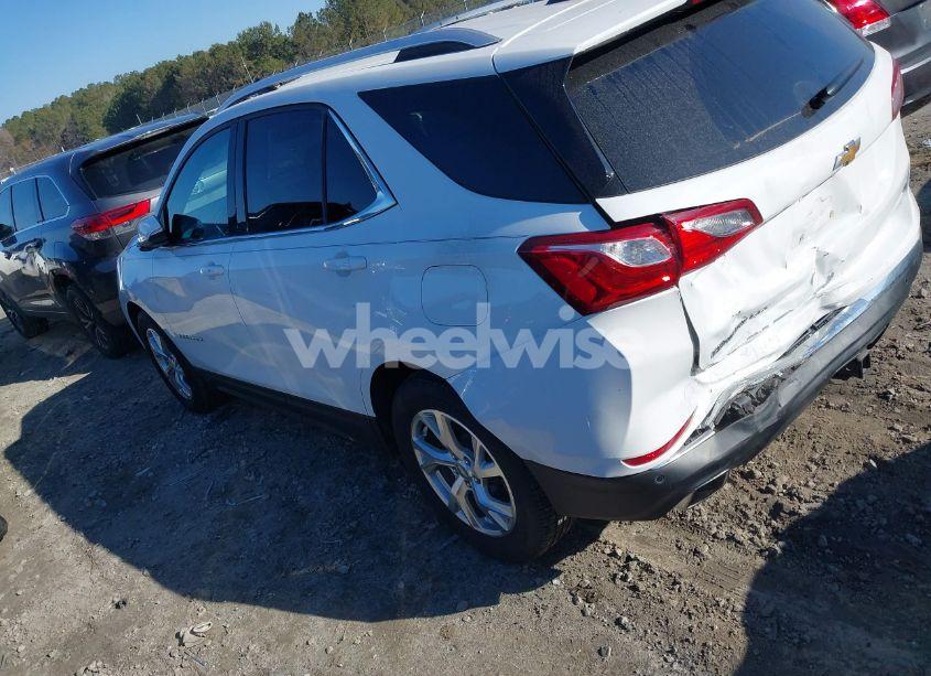 Photo 3 of 2019 Chevrolet Equinox LT (VIN 3GNAXLEX9KS532728)