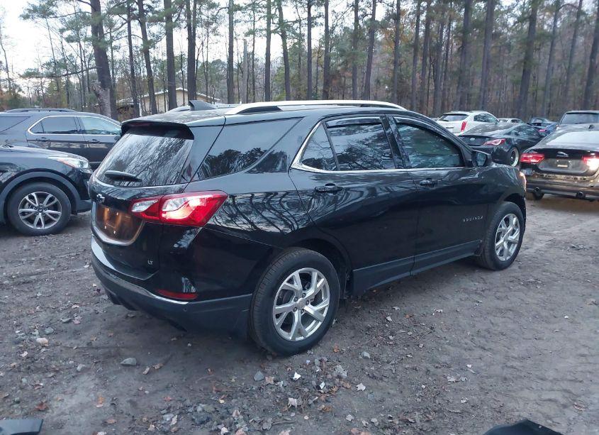 Photo 4 of 2020 Chevrolet Equinox FWD LT 2.0L TURBO (VIN 3GNAXLEX9LL336574)