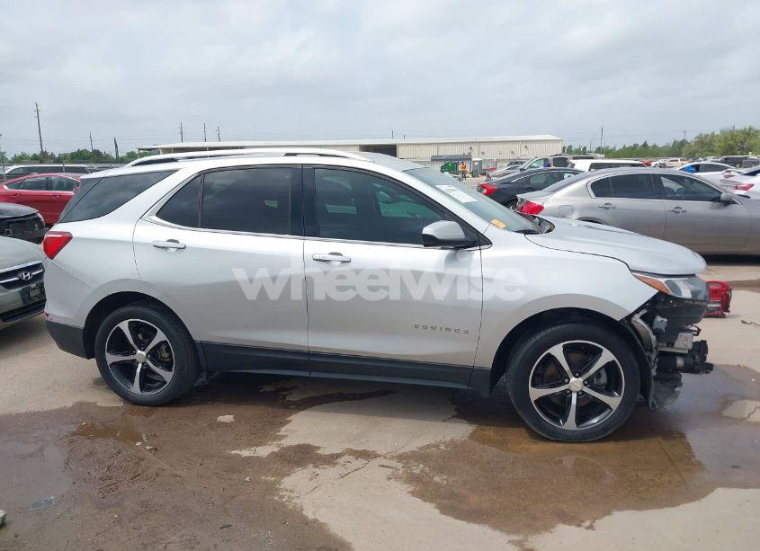 Photo 14 of 2020 Chevrolet Equinox FWD LT 2.0L TURBO (VIN 3GNAXLEXXLS590977)