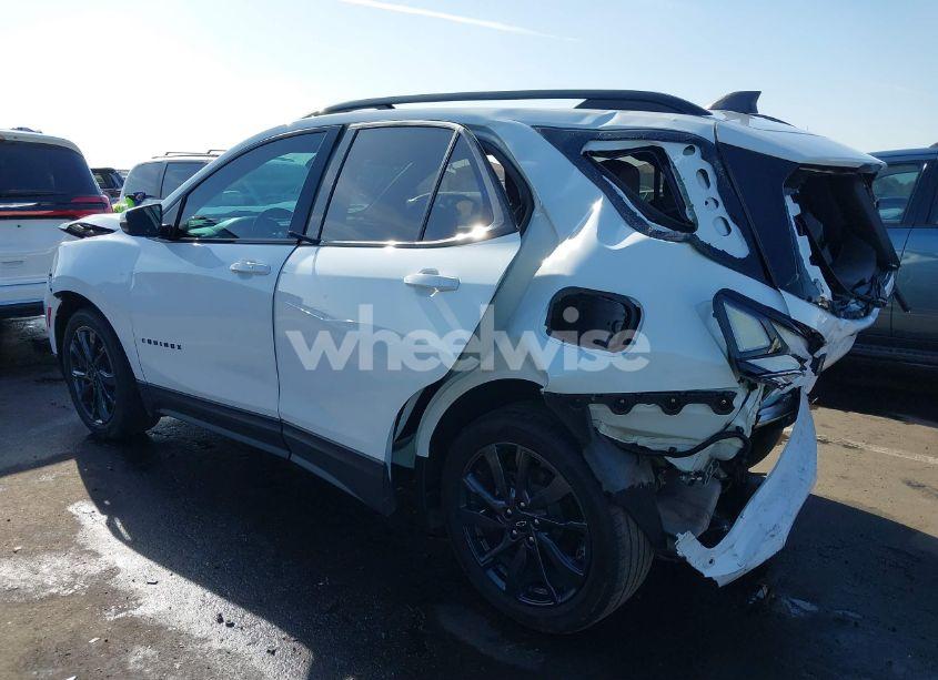 Photo 3 of 2023 Chevrolet Equinox FWD RS (VIN 3GNAXMEG0PS137169)