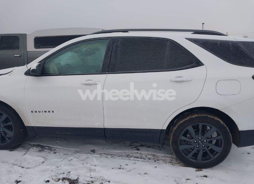 Photo 14 of 2024 Chevrolet Equinox FWD RS (VIN 3GNAXMEG0RS101839)