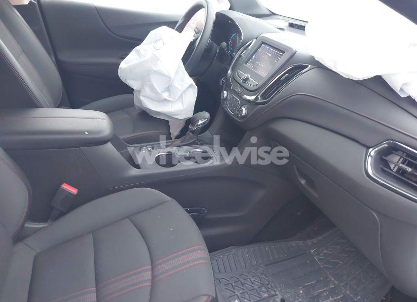 Photo 5 of 2024 Chevrolet Equinox FWD RS (VIN 3GNAXMEG0RS101839)