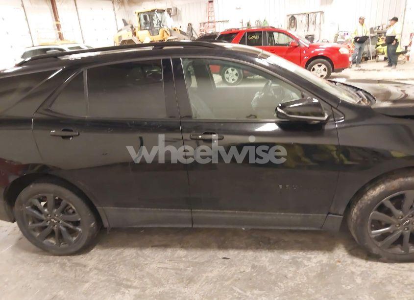 Photo 13 of 2023 Chevrolet Equinox FWD RS (VIN 3GNAXMEG1PL236903)