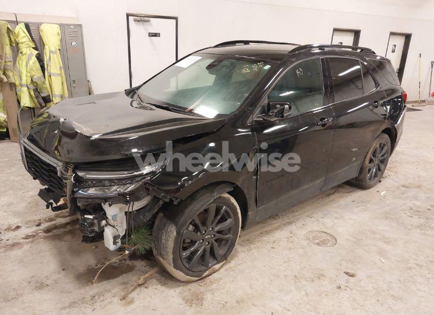 Photo 2 of 2023 Chevrolet Equinox FWD RS (VIN 3GNAXMEG1PL236903)