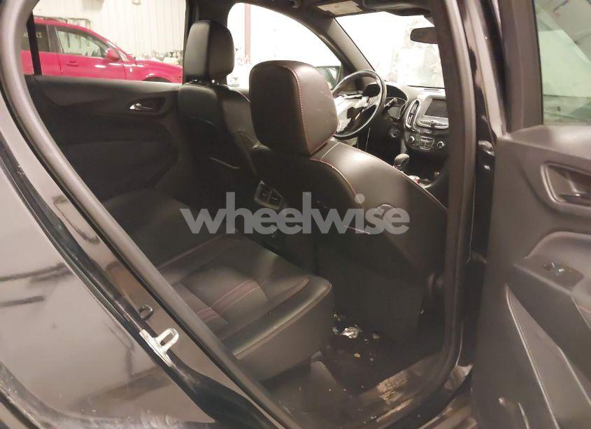 Photo 8 of 2023 Chevrolet Equinox FWD RS (VIN 3GNAXMEG1PL236903)