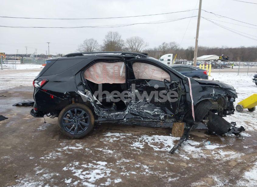 Photo 13 of 2023 Chevrolet Equinox FWD RS (VIN 3GNAXMEG2PL203702)