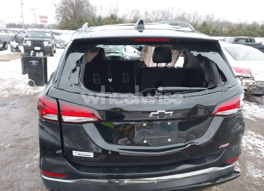 Photo 6 of 2023 Chevrolet Equinox FWD RS (VIN 3GNAXMEG2PL203702)