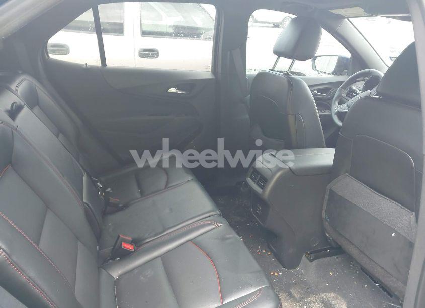 Photo 8 of 2023 Chevrolet Equinox FWD RS (VIN 3GNAXMEG4PL179855)