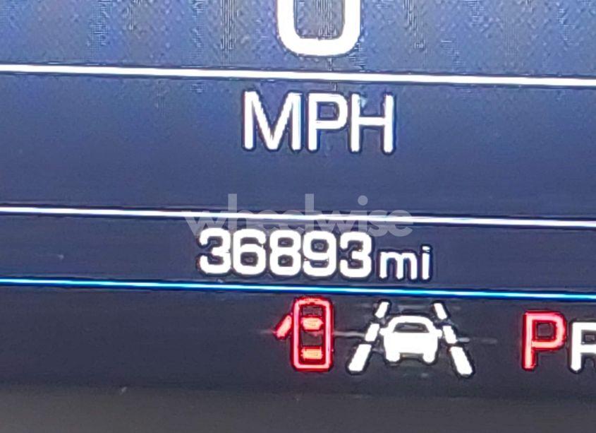 Photo 15 of 2023 Chevrolet Equinox FWD RS (VIN 3GNAXMEG4PS132105)