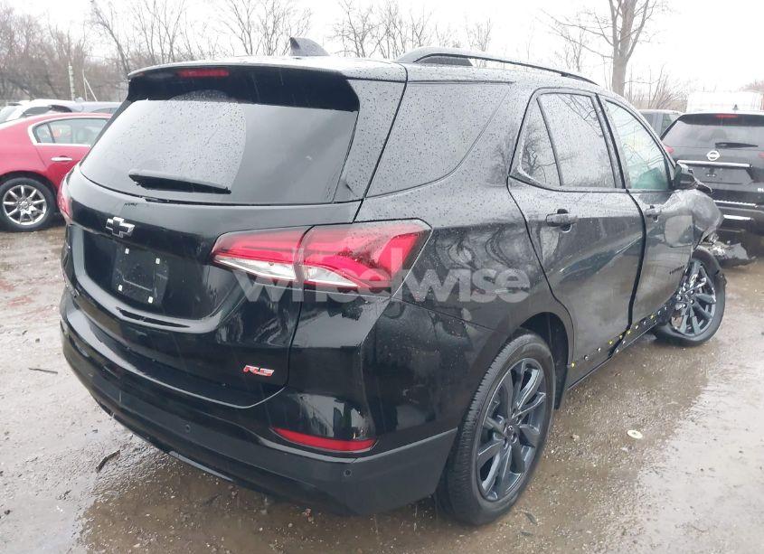 Photo 4 of 2024 Chevrolet Equinox FWD RS (VIN 3GNAXMEG4RL165800)