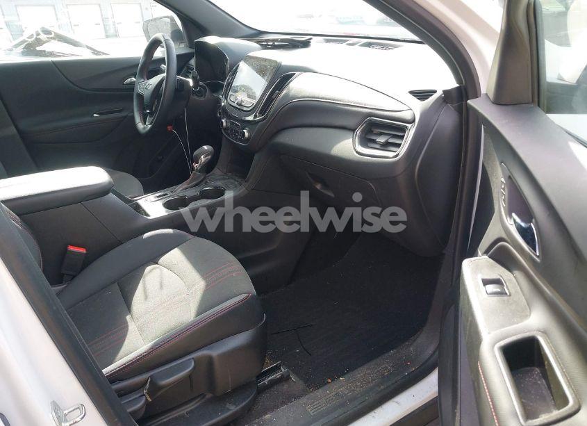 Photo 5 of 2023 Chevrolet Equinox FWD RS (VIN 3GNAXMEG7PL203601)