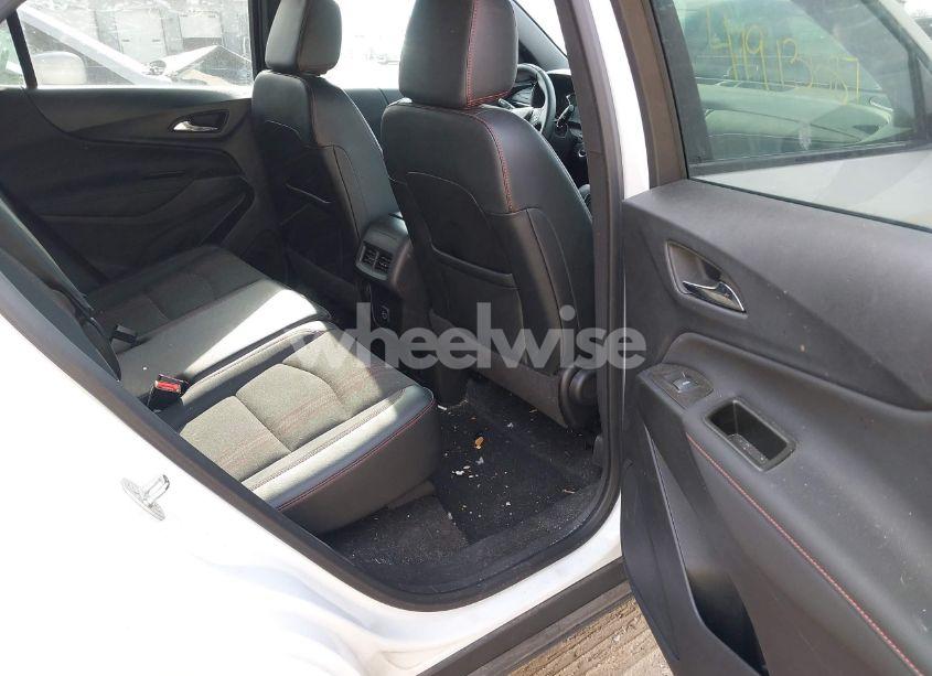 Photo 8 of 2023 Chevrolet Equinox FWD RS (VIN 3GNAXMEG7PL203601)