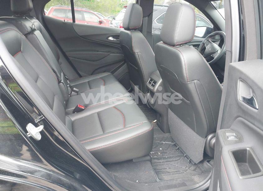 Photo 8 of 2024 Chevrolet Equinox FWD RS (VIN 3GNAXMEG7RL140387)