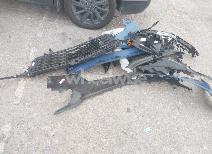 Photo 12 of 2024 Chevrolet Equinox FWD RS (VIN 3GNAXMEG7RL169968)