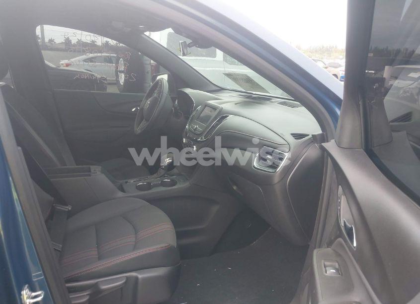 Photo 5 of 2024 Chevrolet Equinox FWD RS (VIN 3GNAXMEG7RL169968)