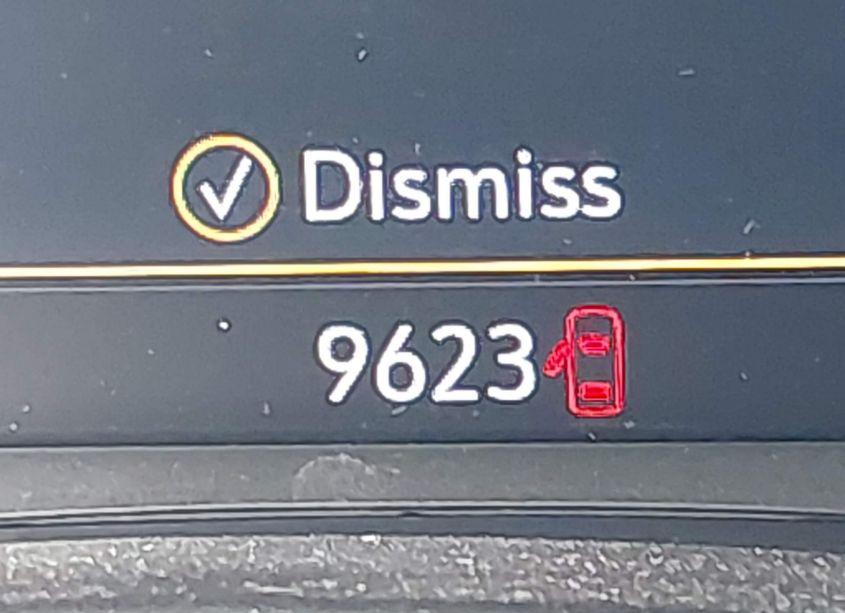 Photo 15 of 2023 Chevrolet Equinox FWD RS (VIN 3GNAXMEG8PS178424)