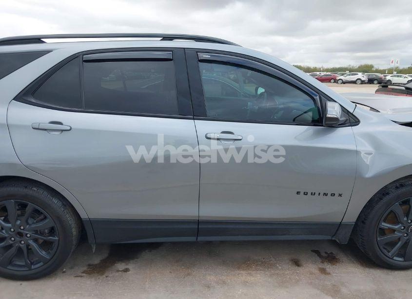 Photo 14 of 2024 Chevrolet Equinox FWD RS (VIN 3GNAXMEG9RS105078)