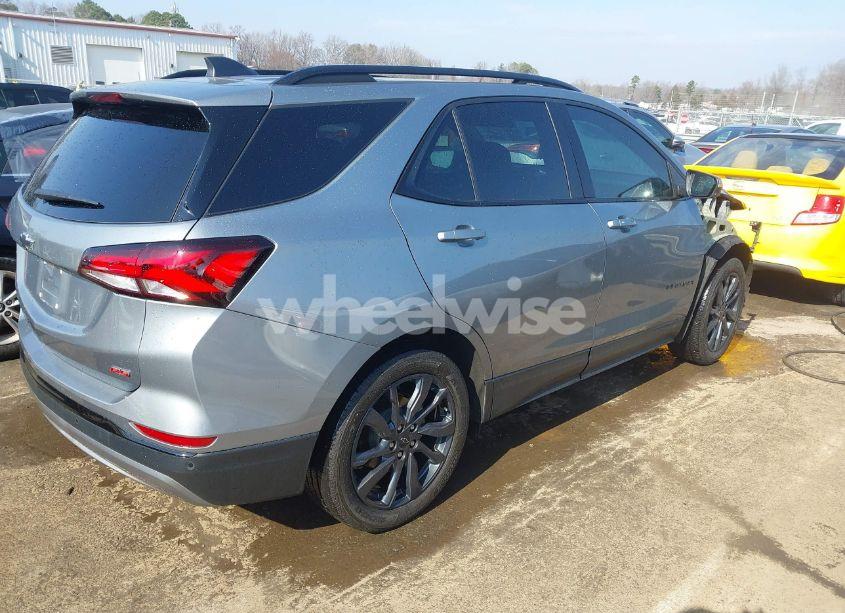 Photo 4 of 2024 Chevrolet Equinox FWD RS (VIN 3GNAXMEG9RS111320)