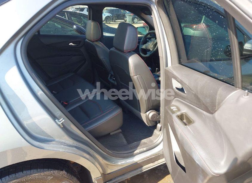 Photo 8 of 2024 Chevrolet Equinox FWD RS (VIN 3GNAXMEG9RS111320)