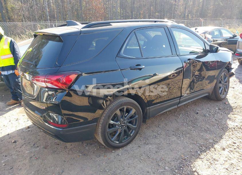 Photo 4 of 2023 Chevrolet Equinox FWD RS (VIN 3GNAXMEGXPL139697)