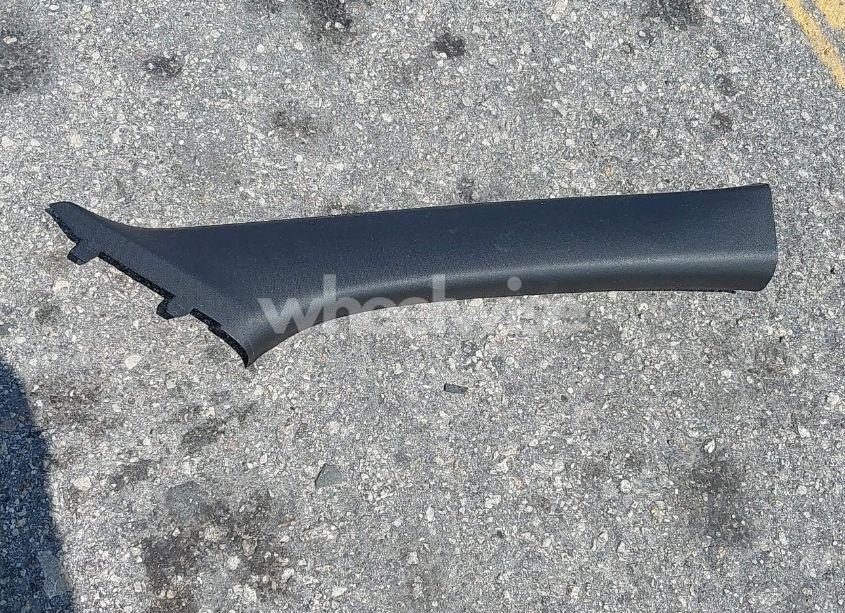 Photo 12 of 2023 Chevrolet Equinox FWD RS (VIN 3GNAXMEGXPS162984)