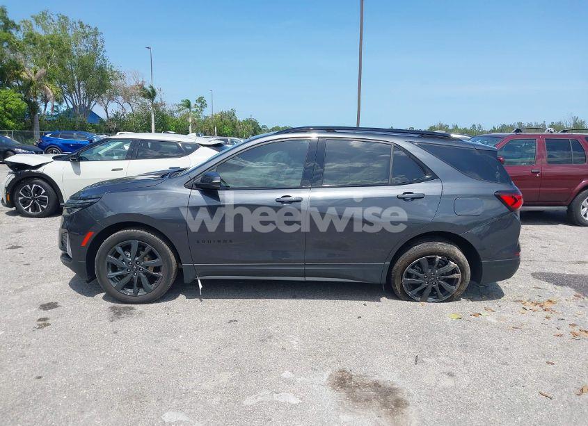 Photo 15 of 2023 Chevrolet Equinox FWD RS (VIN 3GNAXMEGXPS162984)
