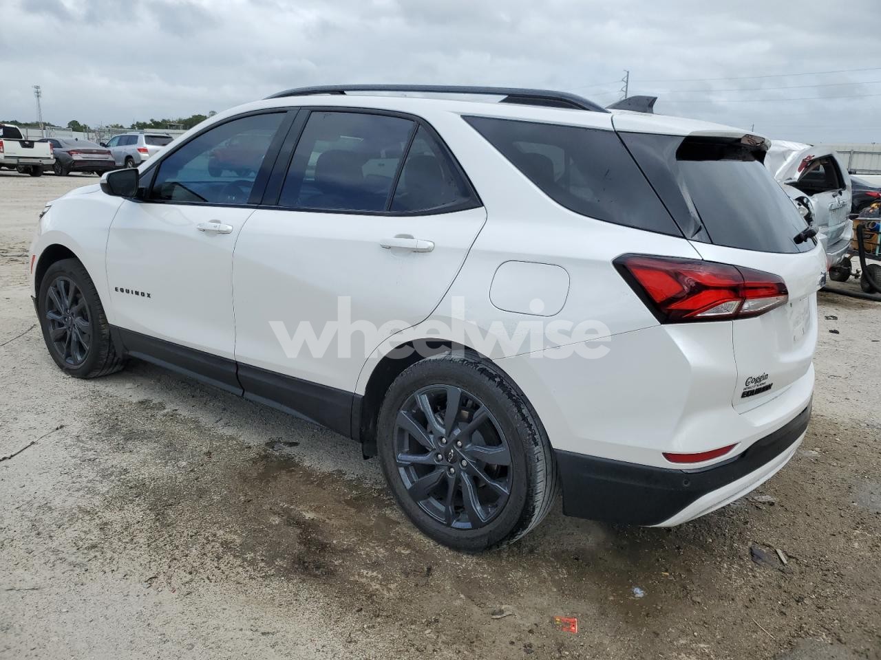 Photo 2 of 2024 CHEVROLET EQUINOX RS (VIN 3GNAXMEGXRS125078)