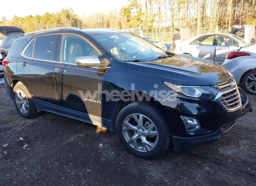 2018 Chevrolet Equinox PREMIER (VIN 3GNAXMEV0JL131582) main photo