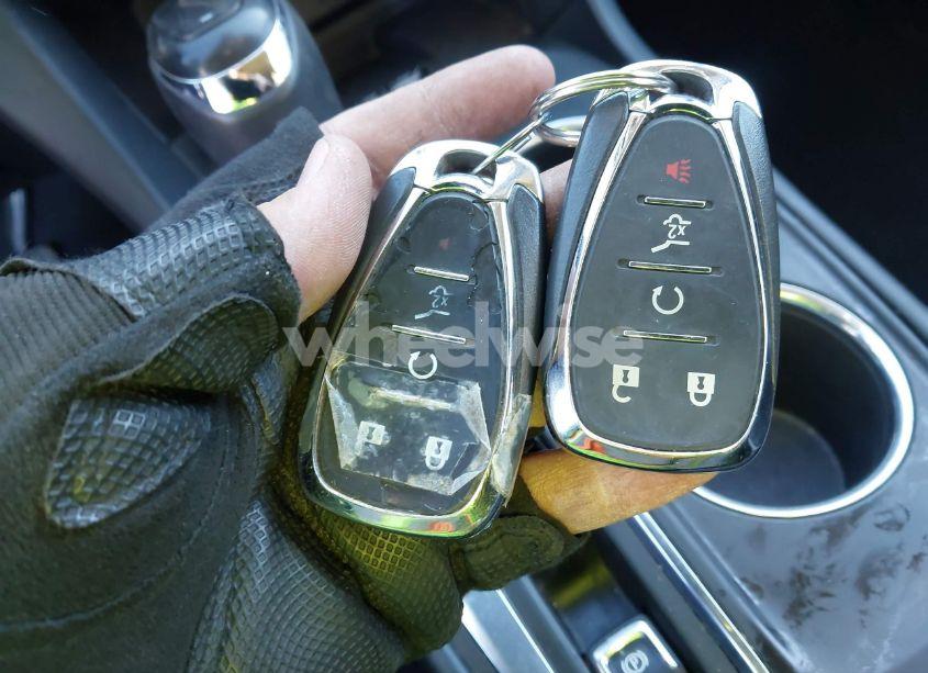 Photo 11 of 2018 Chevrolet Equinox PREMIER (VIN 3GNAXMEV0JL131582)