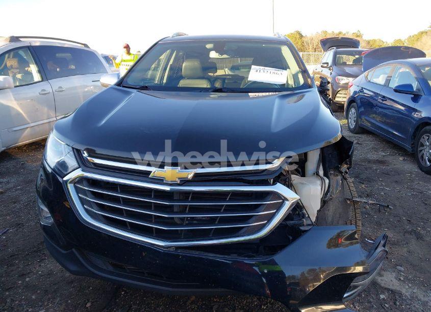 Photo 12 of 2018 Chevrolet Equinox PREMIER (VIN 3GNAXMEV0JL131582)